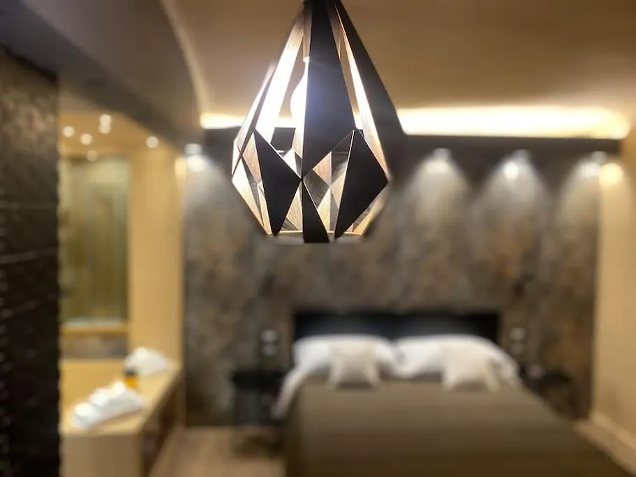 Vakantiehuis Montesantogroup Suite House Nel Centro Di Napoli